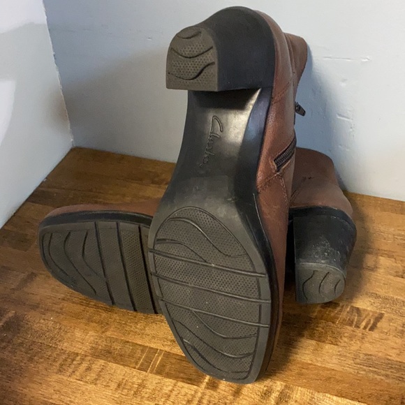 Clark’s Leather Booties - Picture 3 of 4